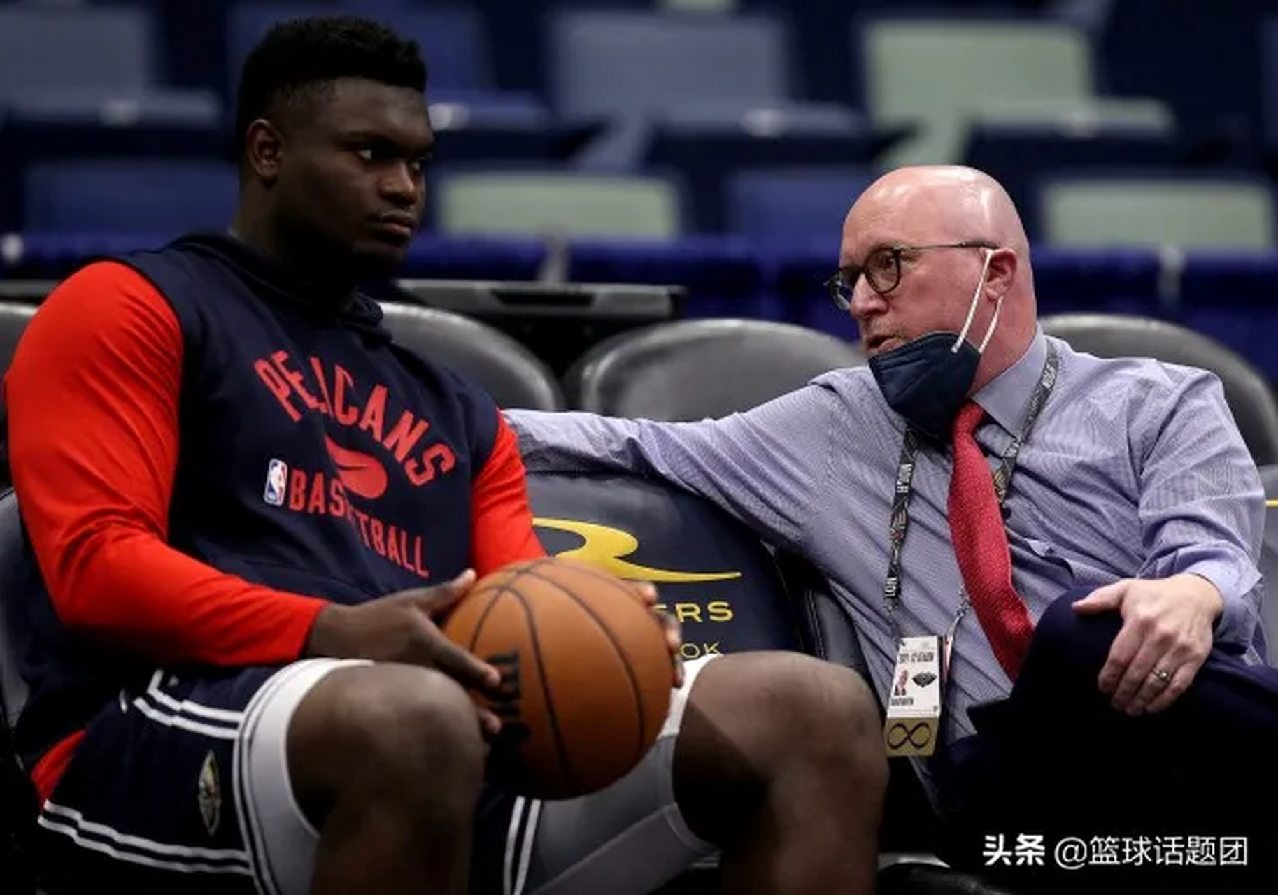 包含欧超杯集结日走向成谜，新奥尔良鹈鹕外线爆发，引发热议，更衣室氛围转暖的词条