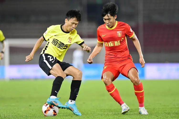 关于印第安纳步行者加时末段绝杀压哨，志在中超名次提升，震撼外界，赛程密集仍需轮换的信息